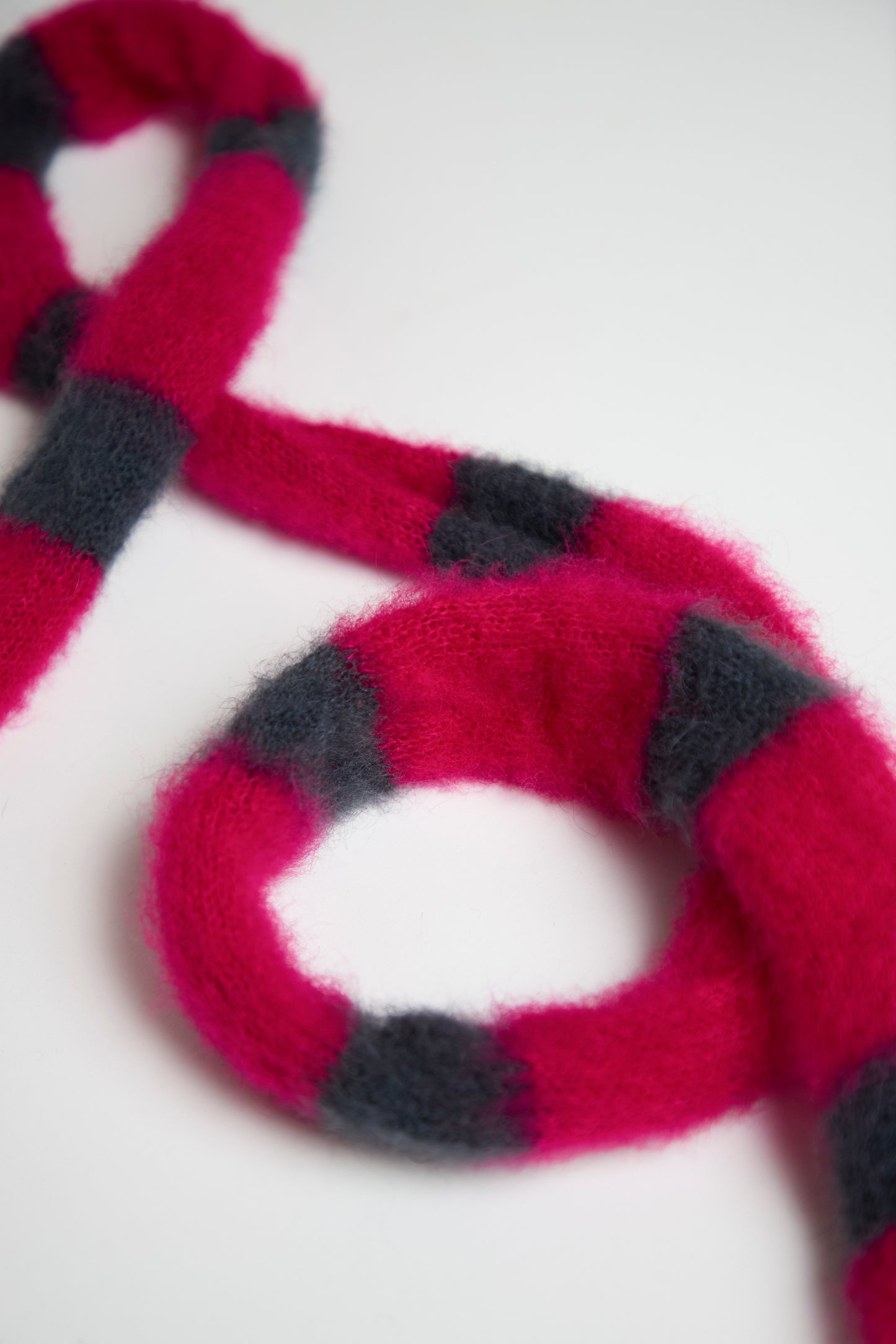 X Scarf - Pink/Grey
