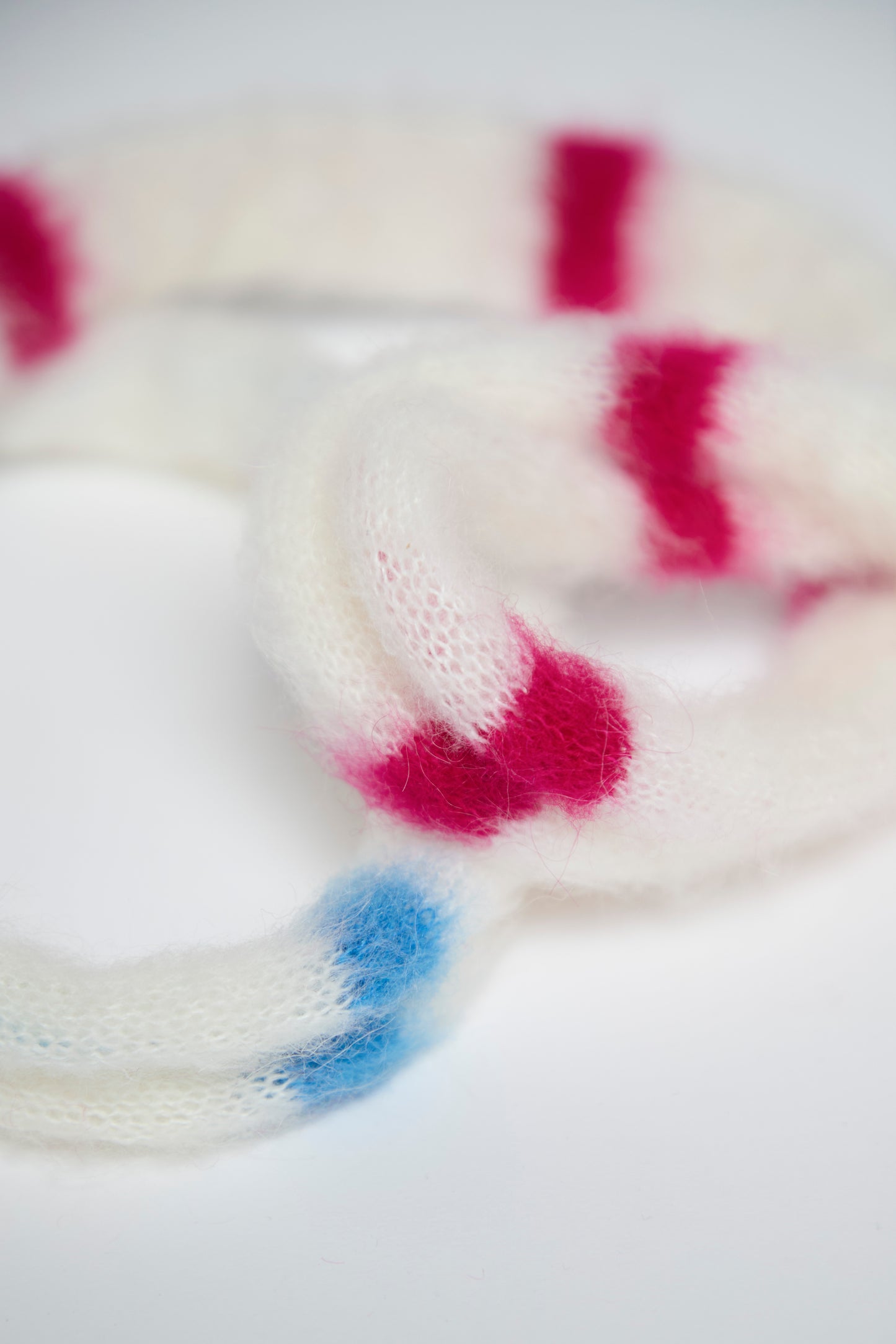 X Scarf - White Pink/Blue