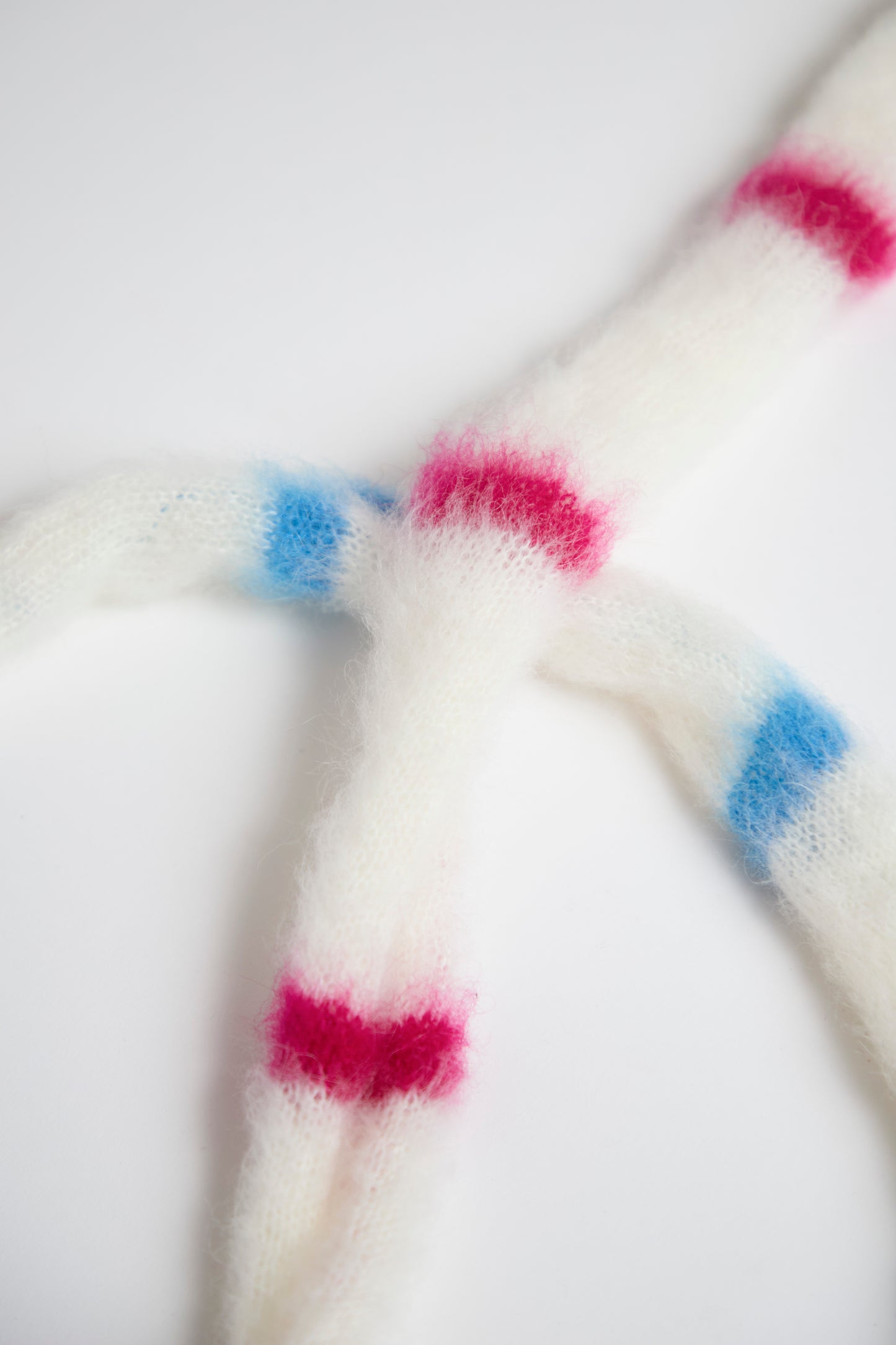 X Scarf - White Pink/Blue