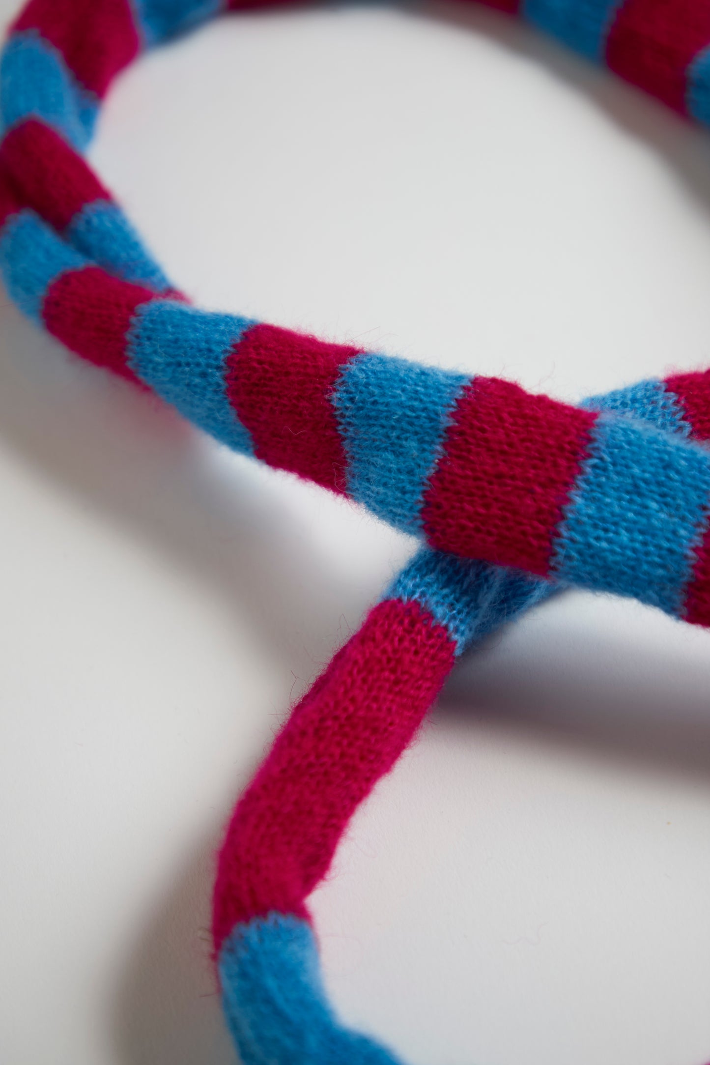 X Scarf - Blue/Pink