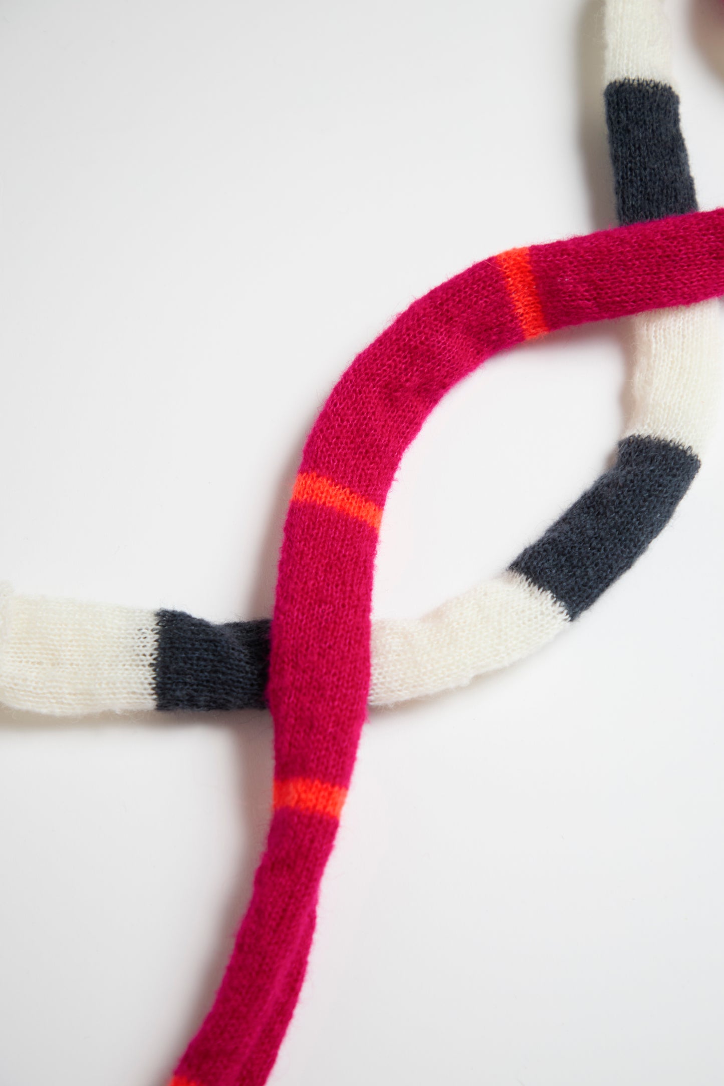x Scarf - Black/White Pink/Orange